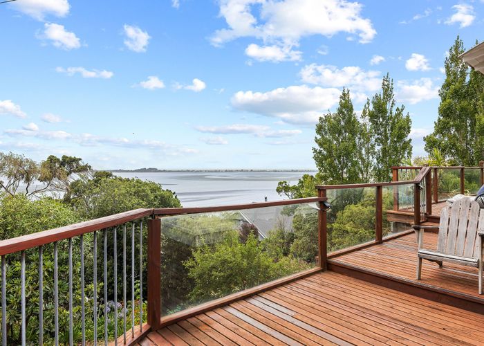  at 7 Rangatira Terrace, Mount Pleasant, Christchurch City, Canterbury