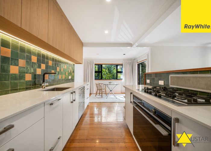  at 864 West Coast Road, Waiatarua, Waitakere City, Auckland