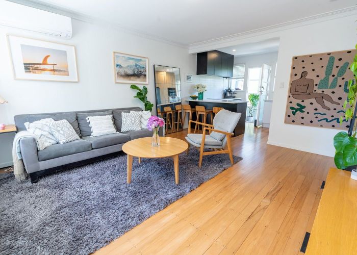  at 2/13A Kingsway Avenue, Sandringham, Auckland City, Auckland