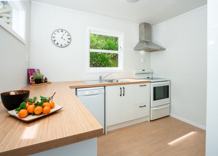  at 1/6 Montreal Grove, Kingston, Wellington
