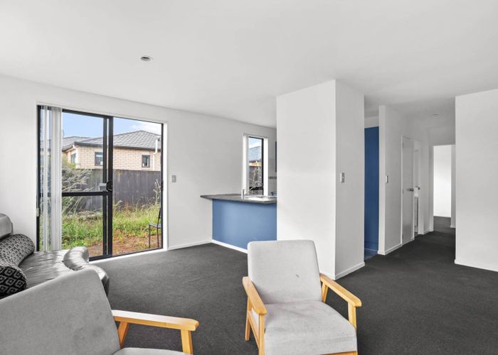  at 44 Woodbank Drive, Glen Eden, Auckland