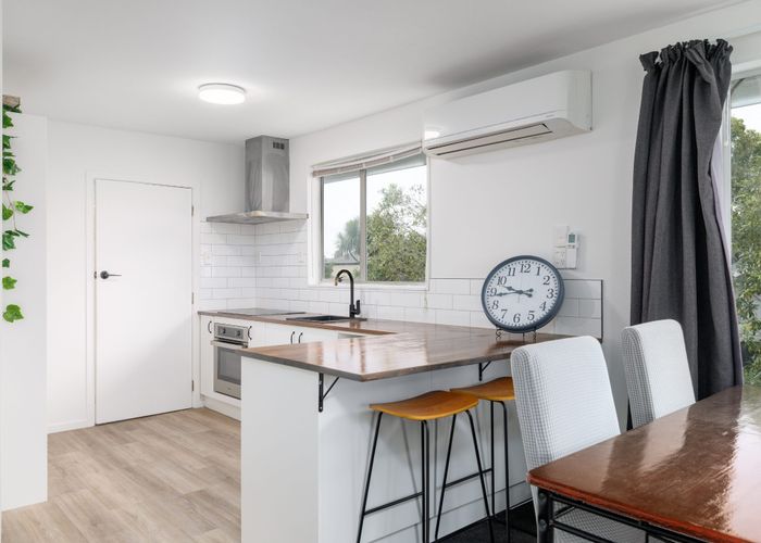  at 4 & 5/93 Geraldine Street, Edgeware, Christchurch City, Canterbury