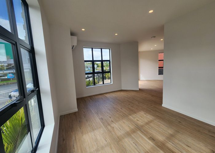  at 19 Fencilbe Drive, Howick, Manukau City, Auckland