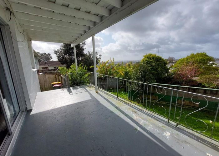  at 11A Keegan Drive, Massey, Waitakere City, Auckland