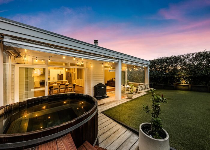  at 3 St Albans Avenue, Mount Eden, Auckland