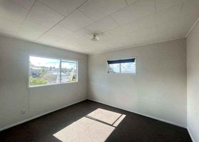  at 1/9 Danube Lane, Glen Eden, Auckland