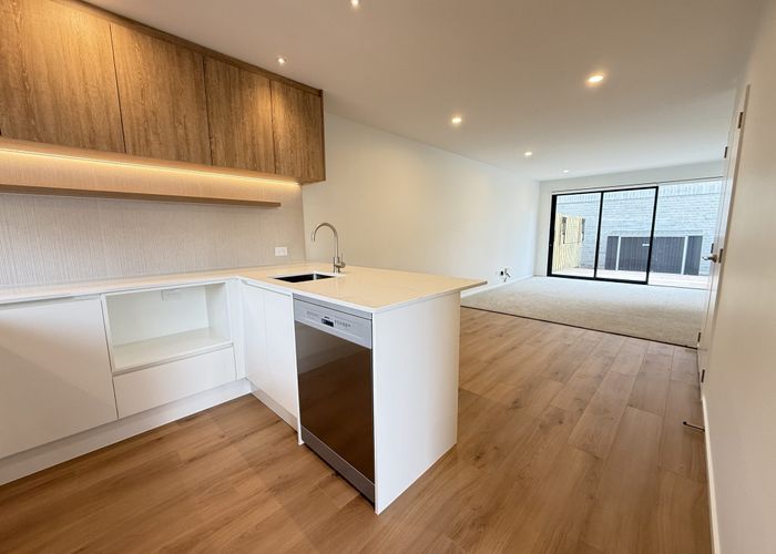  at 1/132 Fisher Avenue, Beckenham, Christchurch