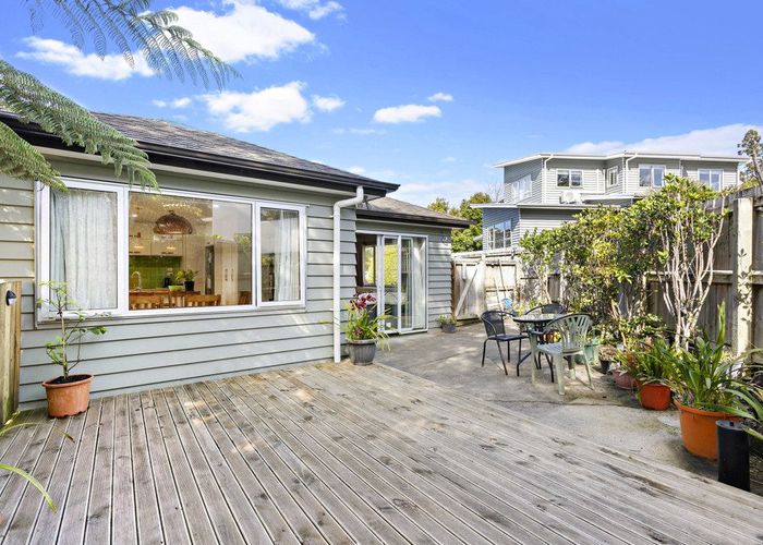  at 40H Konini Road, Titirangi, Auckland