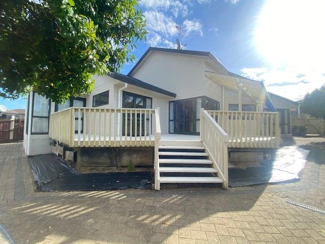  at 240 Botany Road, Botany Downs, Manukau City, Auckland