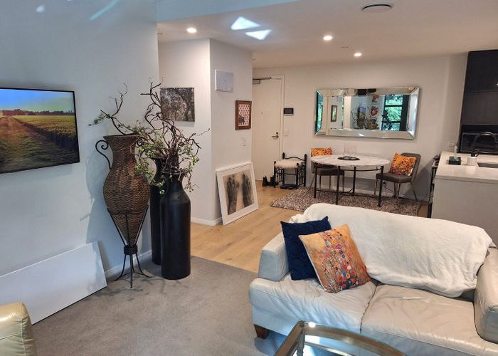  at 209/8 Kingsland Terrace, Kingsland, Auckland City, Auckland