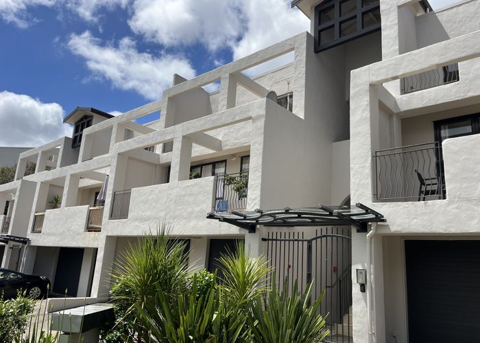  at 23/8 Monte Cassino Place, Birkenhead, North Shore City, Auckland