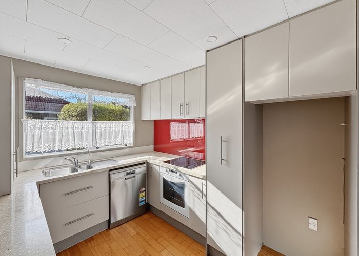  at 9 Matata Street, Blockhouse Bay, Auckland City, Auckland