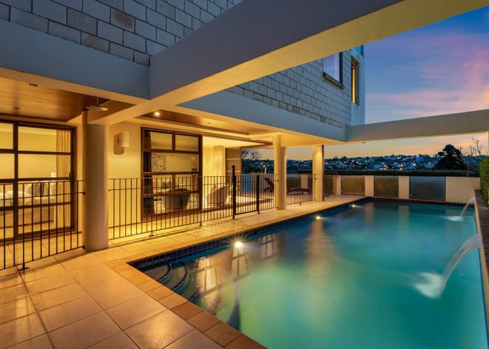  at 10 Ronaki Road, Mission Bay, Auckland City, Auckland