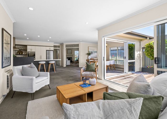  at 10 Kapiti Drive, Poraiti, Napier