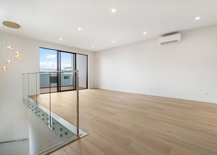  at 55 Puihi Cresent, Westgate, Waitakere City, Auckland