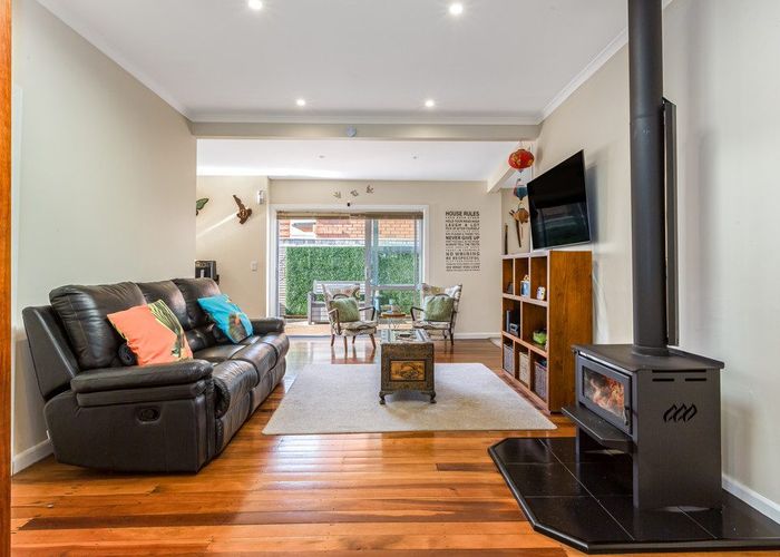  at 13 Main Road, Titahi Bay, Porirua, Wellington