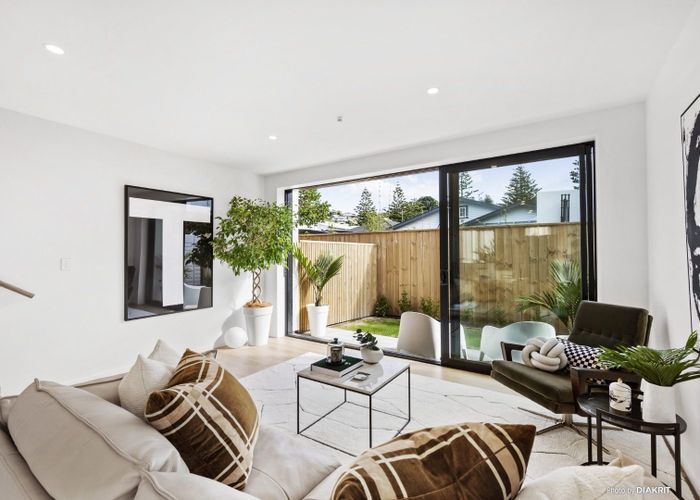  at 16E Inglis Street, Seatoun, Wellington