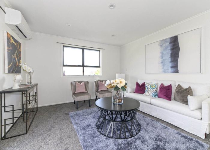  at 276 Sturges Road, Henderson, Auckland
