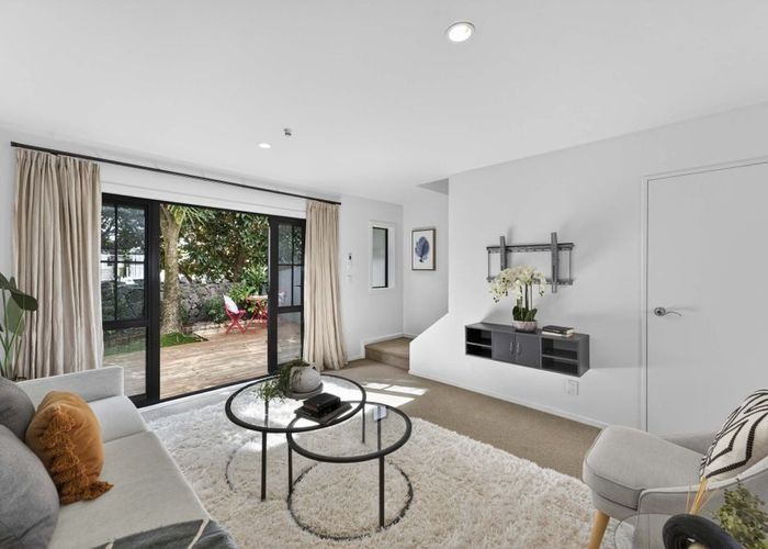  at 5/1 Harrison Road, Mount Wellington, Auckland