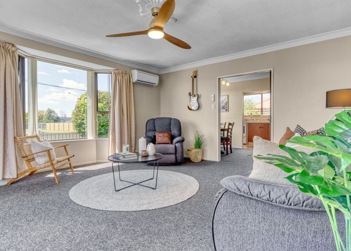  at 1/135 Sawyers Arms Road, Northcote, Christchurch