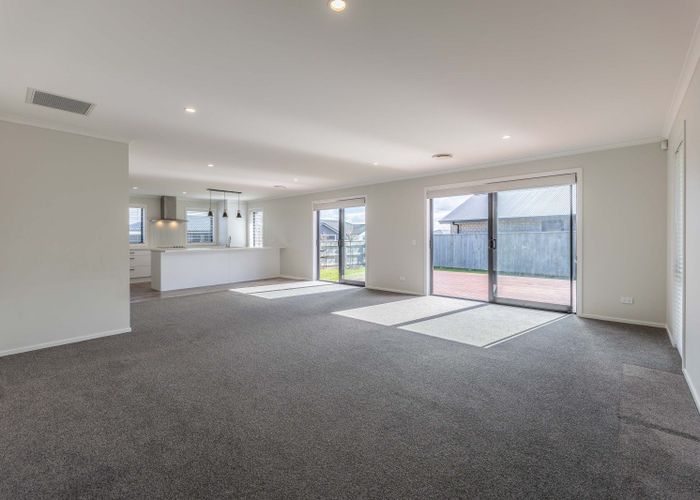  at 6 Corsica Court, Fitzherbert, Palmerston North, Manawatu / Whanganui