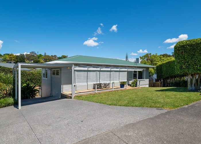  at 1/10 Philip Place, Hillcrest, North Shore City, Auckland