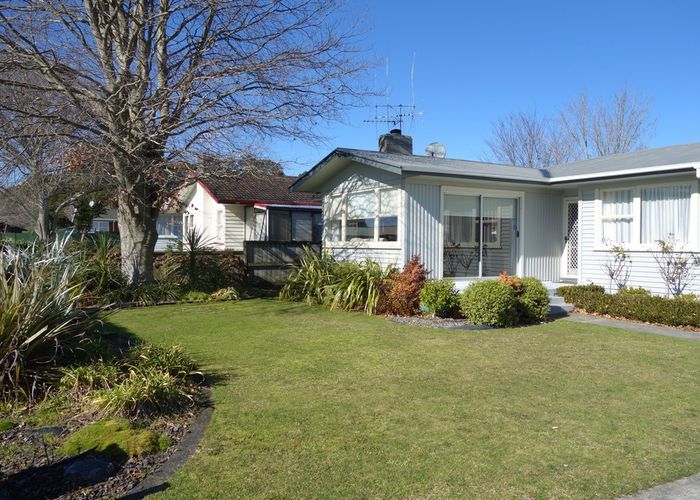  at 7 Forth Crescent, Glenview, Hamilton