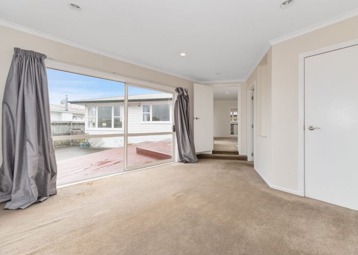  at 5 Meredith Street, Blockhouse Bay, Auckland City, Auckland