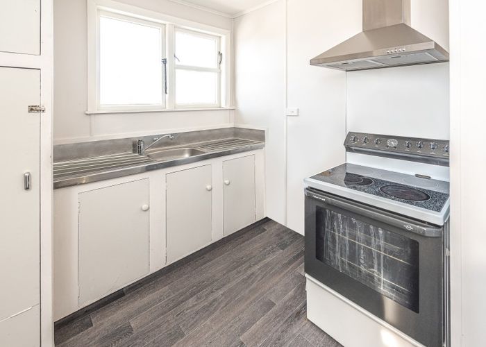  at 74 Cornfoot street, Castlecliff, Wanganui