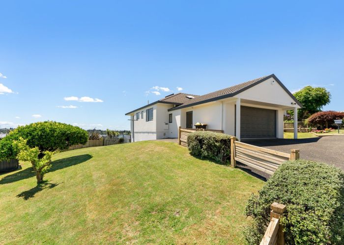  at 14 Lorrigan Way, Welcome Bay, Tauranga, Bay Of Plenty