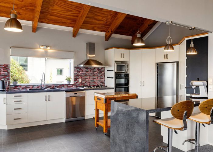  at 26 Highgrove Drive, Grandview Heights, Hamilton, Waikato