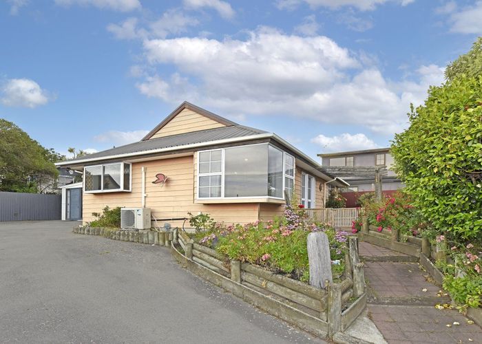  at 2/49 Tedder Avenue, North New Brighton, Christchurch City, Canterbury