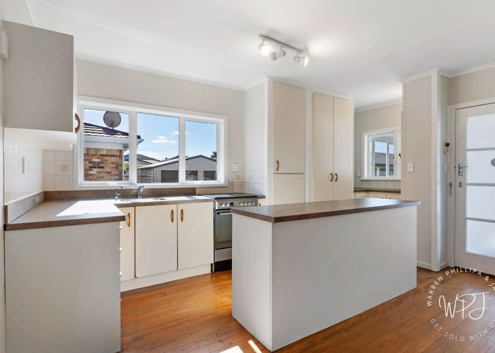  at 1/15 Hill Crescent, Papakura, Papakura, Auckland