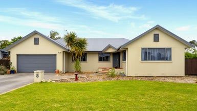  at 8 Paradise Place, Matua, Tauranga