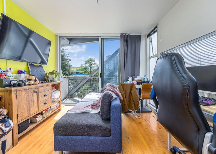  at Flat 4B/8 Scotia Place, City Centre, Auckland City, Auckland
