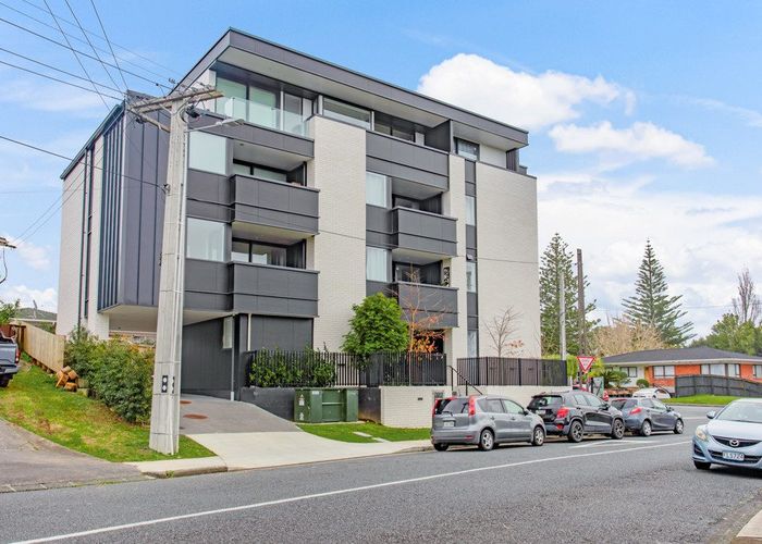  at Apt 17/1 Willoughby Avenue, Howick, Manukau City, Auckland