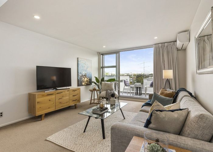  at 2H/2 Dickens Street, Grey Lynn, Auckland