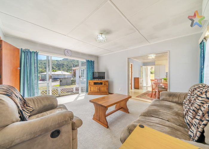  at 1/72 Glen Road, Stokes Valley, Lower Hutt