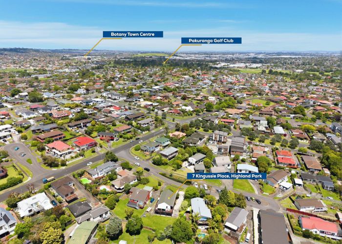  at 7 Kingussie Place, Highland Park, Manukau City, Auckland