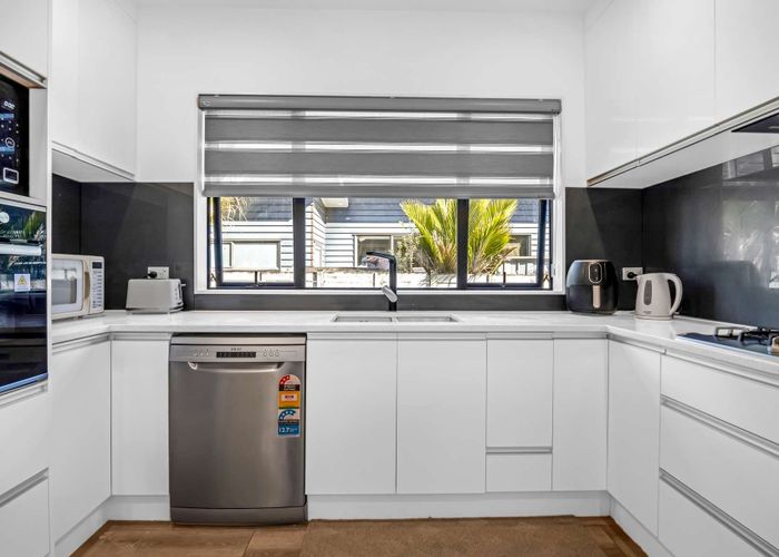  at 43B Springs Road, Parakai, Rodney, Auckland