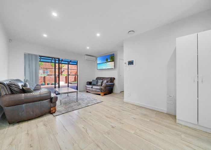  at 3 Shahkot Way, Papatoetoe, Manukau City, Auckland
