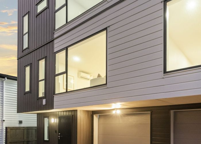  at 166A-166B Rathgar Road, Henderson, Waitakere City, Auckland