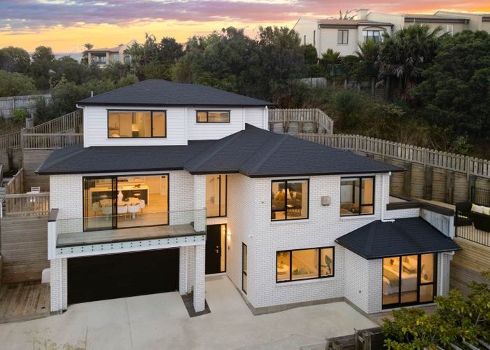  at 15C Living Stream Road, Albany, North Shore City, Auckland
