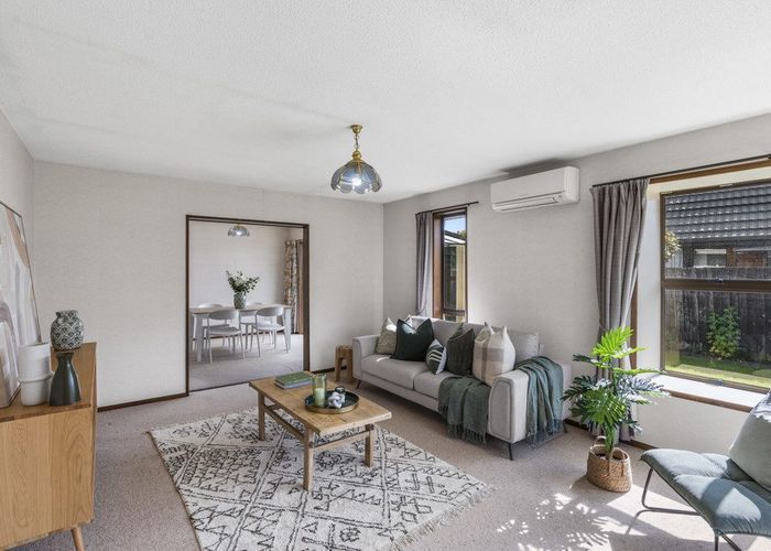  at 2/62 Leacroft Street, Bishopdale, Christchurch