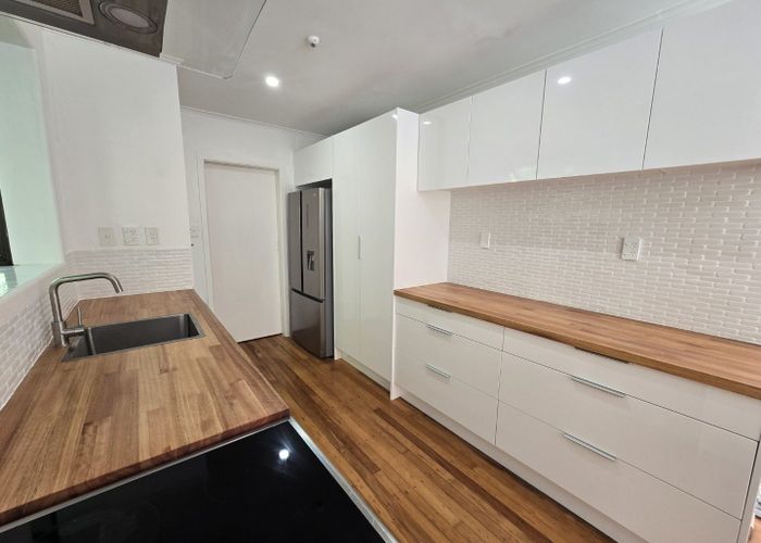  at 38 Catherine Crescent, Paparangi, Wellington, Wellington