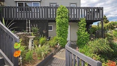  at 6 Guys Hill Road, Hospital Hill, Napier