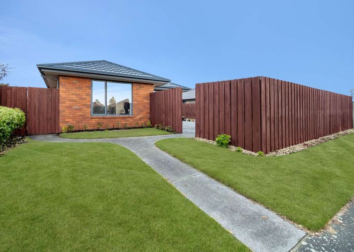  at 8 Skipness Lane, Broomfield, Christchurch City, Canterbury