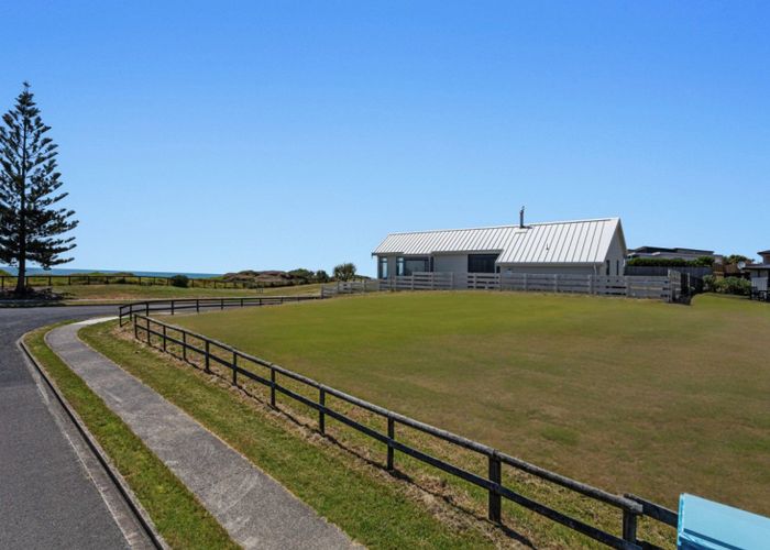  at 14 Pacific Parade, Coastlands, Whakatane, Bay Of Plenty