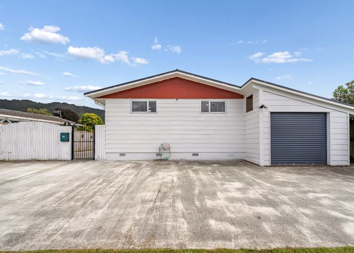  at 71 California Drive, Totara Park, Upper Hutt, Wellington