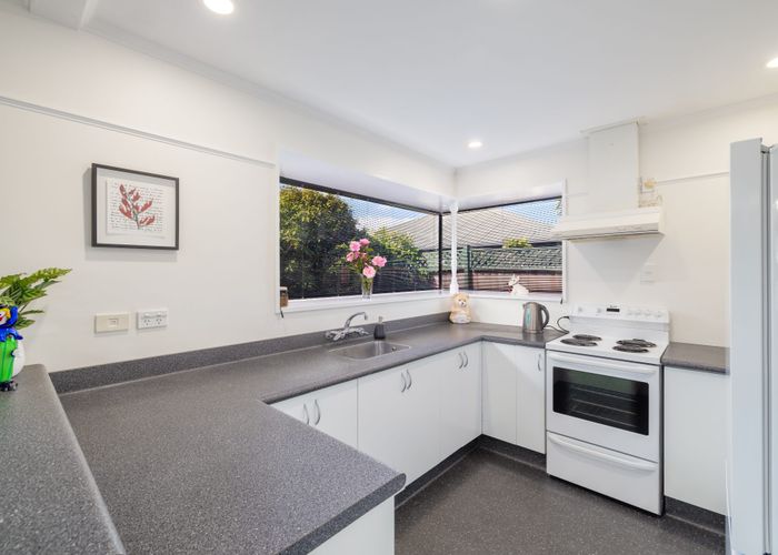  at 2/6 Goodall Place, Redwood, Christchurch